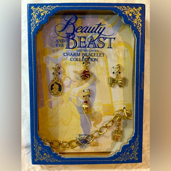 Disney Couture Beauty & the Beast Limited Edition Charm Bracelet Collection New - Picture 3 of 4